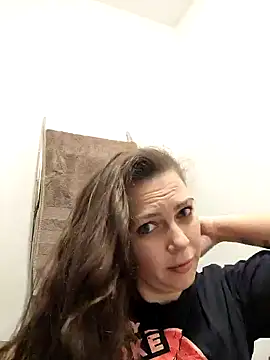 Snapshot of LEAsquirt91 chatting on 12/25/24, 12:05 LEAsquirt91 online show from 12/25/24, 12:05