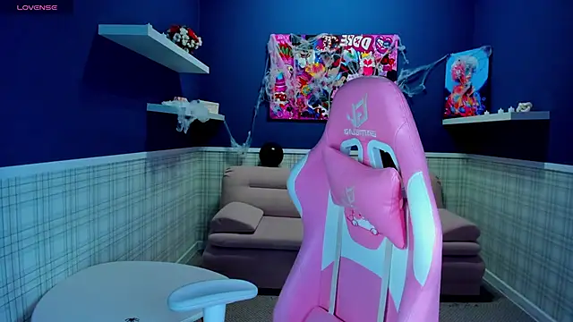 Lexi Split online show from 10/30/25, 07:10