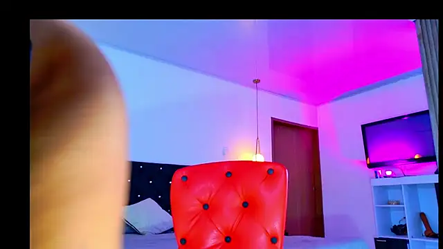 SQUIRT4UMEGAN online show from 07/22/26, 04:10