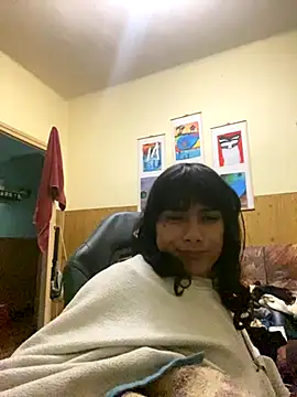 Snapshot of calliemaggotbone chatting on 11/01/25, 09:33 calliemaggotbone online show from 11/01/25, 09:33