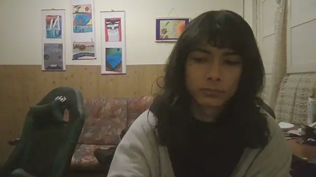 calliemaggotbone online show from 11/15/25, 09:21