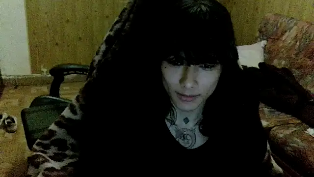 calliemaggotbone online show from 12/02/25, 09:47