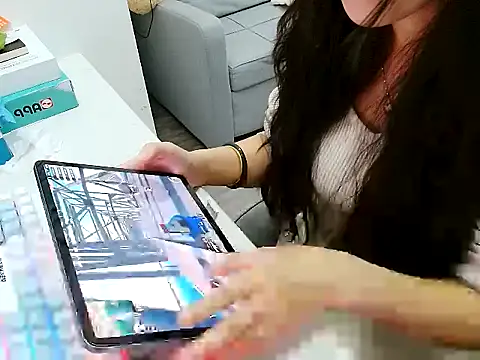 Zoe-111 online show from 01/03/25, 12:41