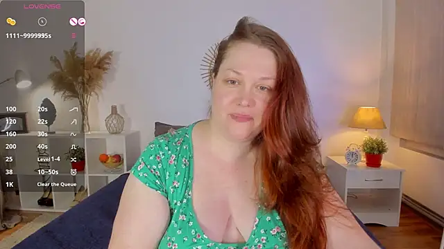 Snapshot of CutieGinger chatting on 12/04/24, 08:29 CutieGinger online show from 12/04/24, 08:29