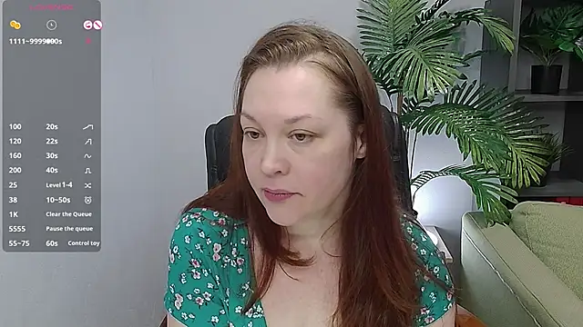 CutieGinger online show from 11/21/25, 12:37