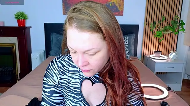 CutieGinger online show from 12/04/25, 03:10