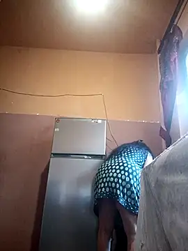 Snapshot of Lovely_Lori chatting on 11/16/25, 05:24 Lovely Lori online show from 11/16/25, 05:24