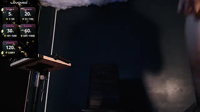 Layla miss online show from 02/13/25, 09:17