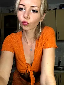 Snapshot of Kristina03 chatting on 10/08/25, 09:12 Kristina03 online show from 10/08/25, 09:12