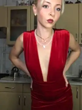 Snapshot of Kristina03 chatting on 10/24/25, 09:11 Kristina03 online show from 10/24/25, 09:11