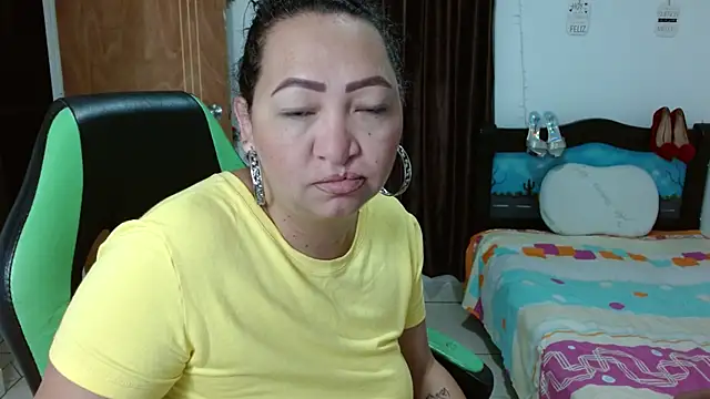 candy crazy38 online show from 01/31/25, 08:01