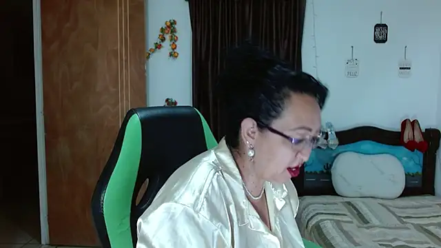 candy crazy38 online show from 02/13/25, 08:17