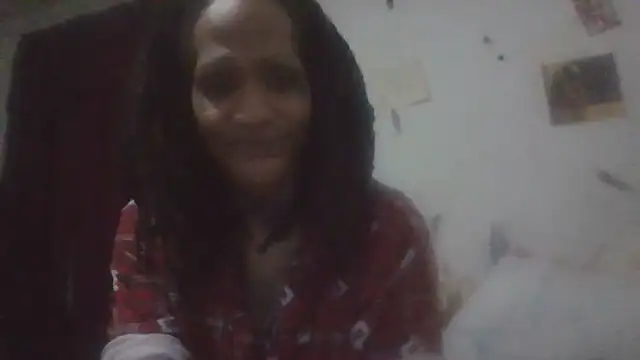 Snapshot of paradisejas chatting on 05/25/26, 01:00 paradisejas online show from 05/25/26, 01:00