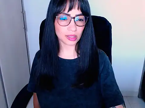 Snapshot of diana__34 chatting on 11/26/25, 11:39 diana 34 online show from 11/26/25, 11:39