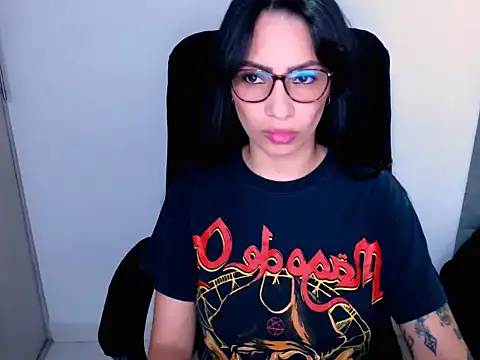 Snapshot of diana__34 chatting on 01/07/26, 11:51 diana 34 online show from 01/07/26, 11:51