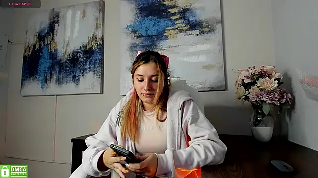 chubby vanniie  online show from 12/02/24, 06:21