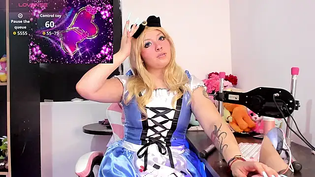 Snapshot of chubby_vanniie_ chatting on 10/30/25, 05:57 chubby vanniie online show from 10/30/25, 05:57