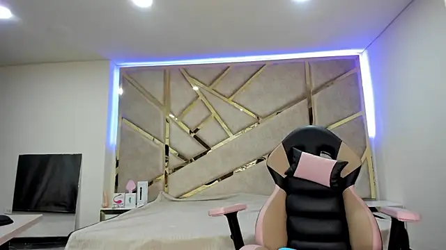 nahia low online show from 03/04/25, 03:22