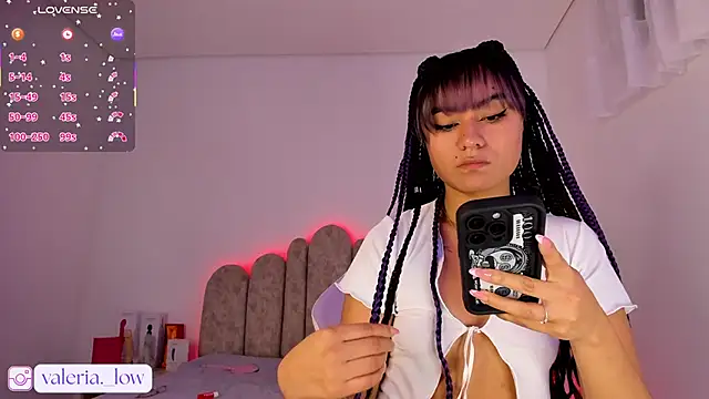 nahia low online show from 09/25/25, 04:27