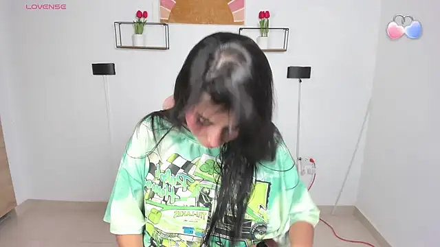 emily villamil online show from 05/23/26, 10:03