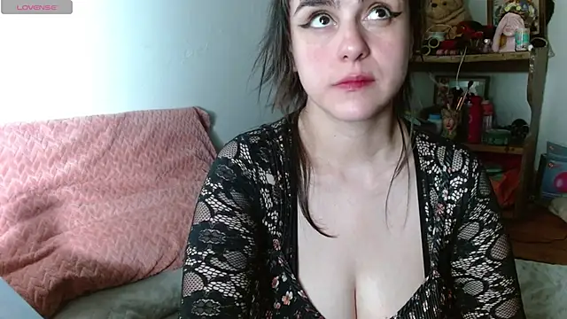 collette beaufoy  online show from 11/02/25, 08:55