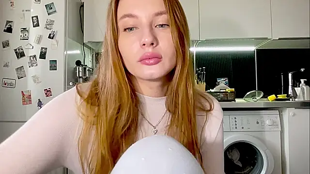  emilia xxx online show from 01/23/25, 03:16