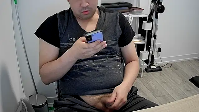 Koreanboy171 online show from 05/15/26, 03:24