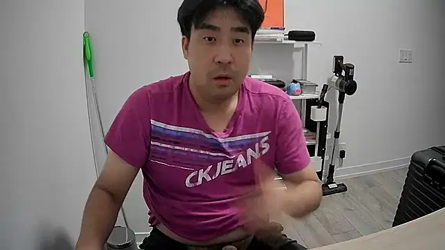 Koreanboy171 online show from 07/28/26, 11:58