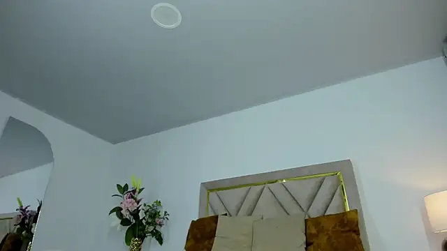 Violet queen20 online show from 06/11/26, 12:32