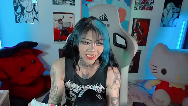 Snapshot of Deadly_Doll chatting on 11/30/25, 09:41 Deadly Doll online show from 11/30/25, 09:41