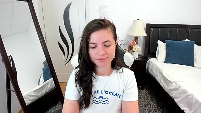 AmyPure  online show from 06/19/26, 04:17