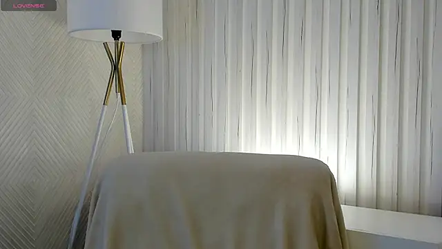 Kelly Powell online show from 07/12/26, 02:13