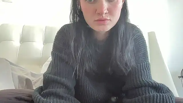 Snapshot of mariemelissah chatting on 12/18/25, 10:10 mariemelissah online show from 12/18/25, 10:10