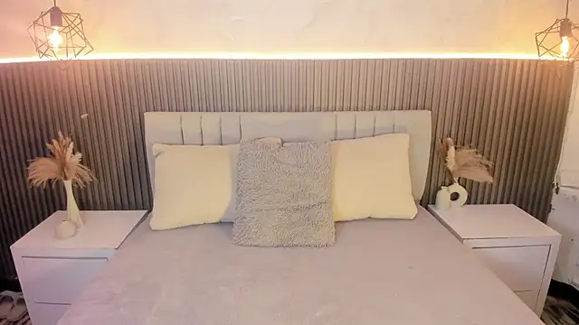 Snapshot of SHANONCLARK chatting on 09/26/25, 07:18 SHANONCLARK online show from 09/26/25, 07:18