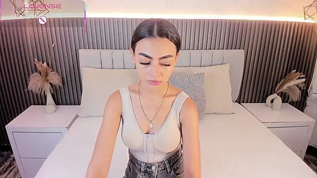 Snapshot of SHANONCLARK chatting on 10/03/25, 07:11 SHANONCLARK online show from 10/03/25, 07:11