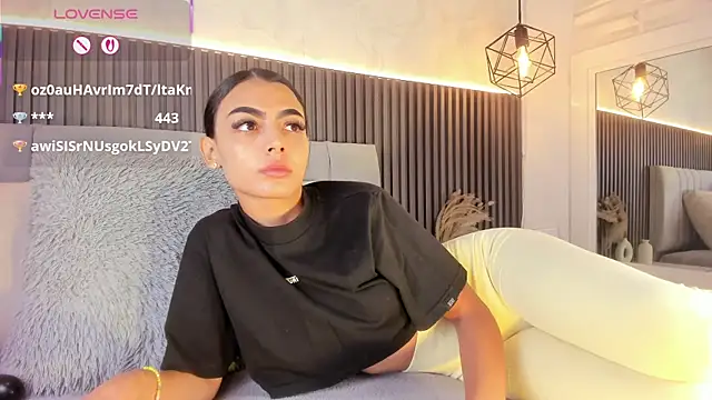 Snapshot of SHANONCLARK chatting on 10/22/25, 07:13 SHANONCLARK online show from 10/22/25, 07:13