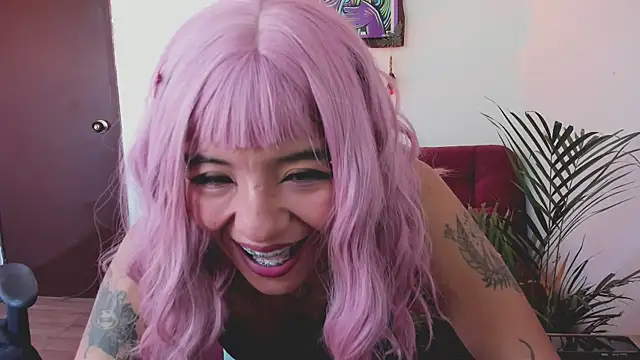 Snapshot of annie_walker6 chatting on 01/12/25, 06:59 annie walker6 online show from 01/12/25, 06:59