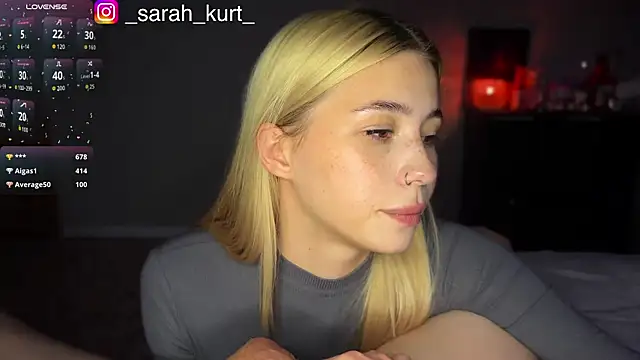 Snapshot of sarah_kurt chatting on 10/16/25, 07:26 sarah kurt online show from 10/16/25, 07:26
