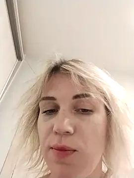 Linda Gregory online show from 10/13/25, 02:00