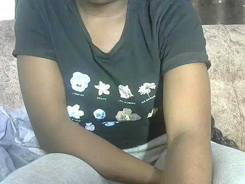 AurelAda online show from 09/17/25, 01:24