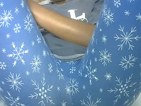 AurelAda online show from 09/18/25, 10:45