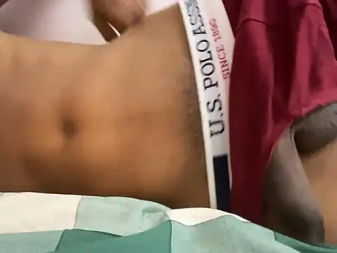 Snapshot of CALVINXXX chatting on 09/21/25, 10:22 CALVINXXX online show from 09/21/25, 10:22