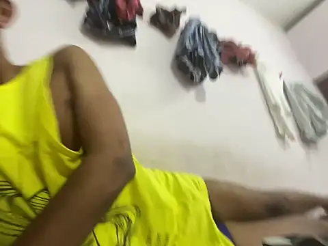 Snapshot of CALVINXXX chatting on 10/20/25, 12:55 CALVINXXX online show from 10/20/25, 12:55