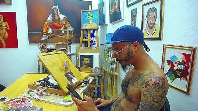 Snapshot of color_beat17 chatting on 10/03/25, 01:41 color beat17 online show from 10/03/25, 01:41