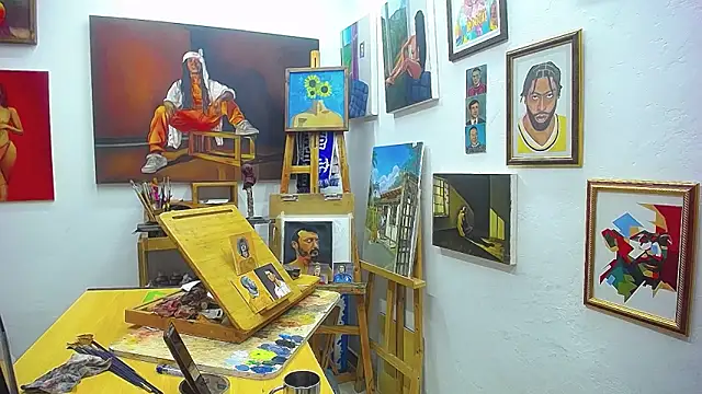 Snapshot of color_beat17 chatting on 10/06/25, 03:53 color beat17 online show from 10/06/25, 03:53