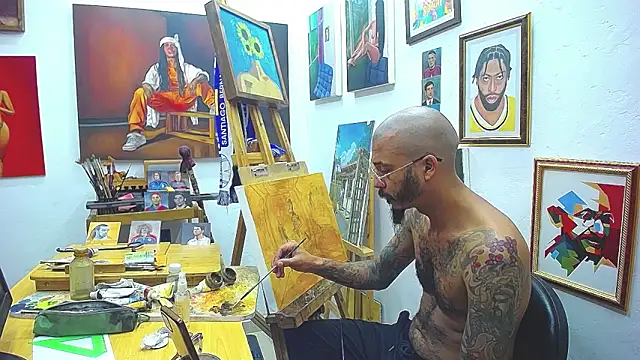 Snapshot of color_beat17 chatting on 10/14/25, 01:12 color beat17 online show from 10/14/25, 01:12