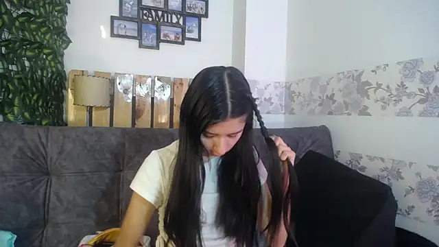 renata allen online show from 02/04/25, 12:55