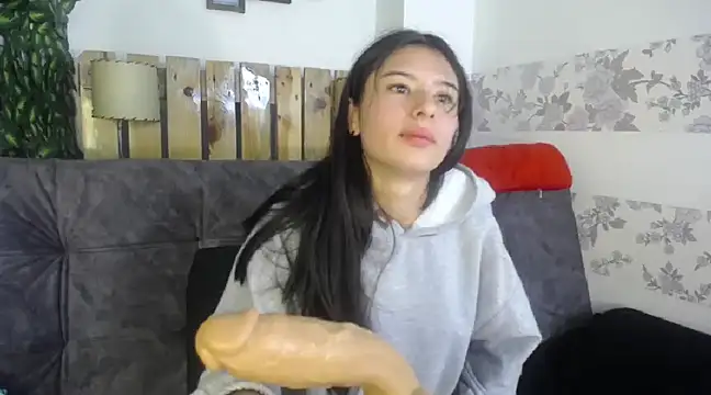 renata allen online show from 02/05/25, 04:25