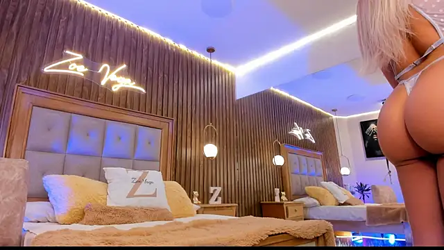 Zoevegass online show from 11/20/25, 04:40