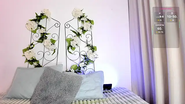 Snapshot of Jiggly__ chatting on 09/20/25, 01:28 Jiggly   online show from 09/20/25, 01:28